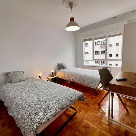 Apartamento King Size En Oviedo Exterior photo